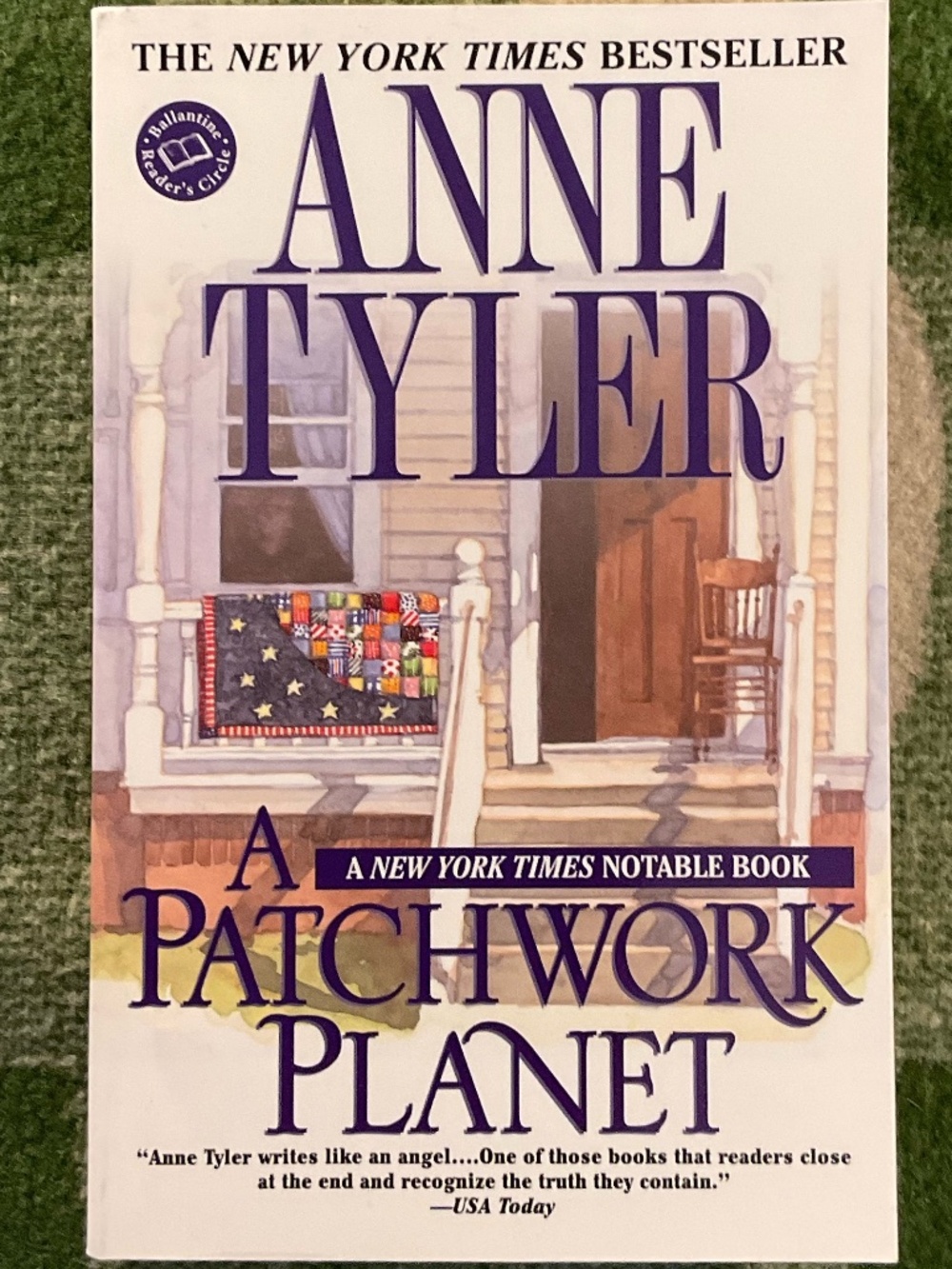 A Patchwork Planet, Paperback Book Anne Tyler-New York Times best seller novel